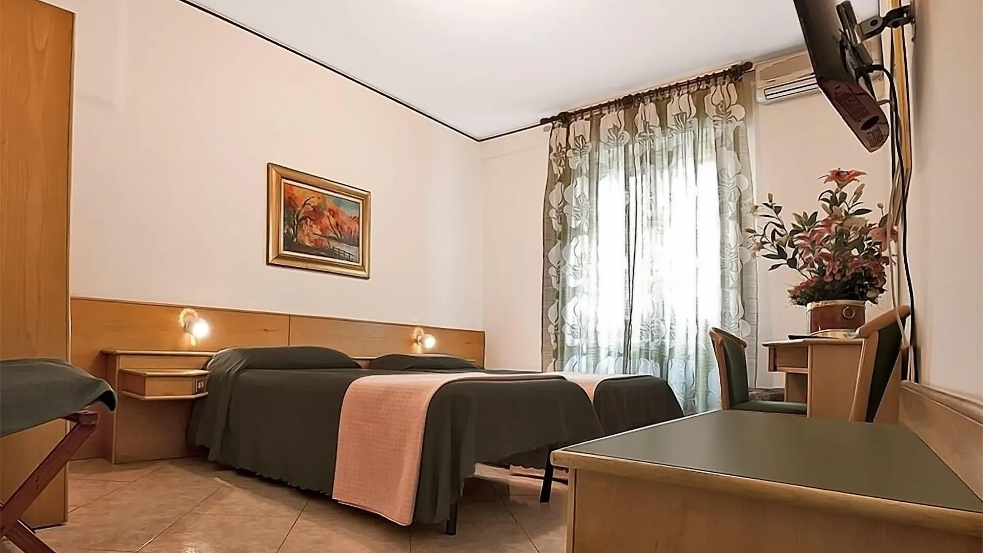 Hotel Citta Studi Милан