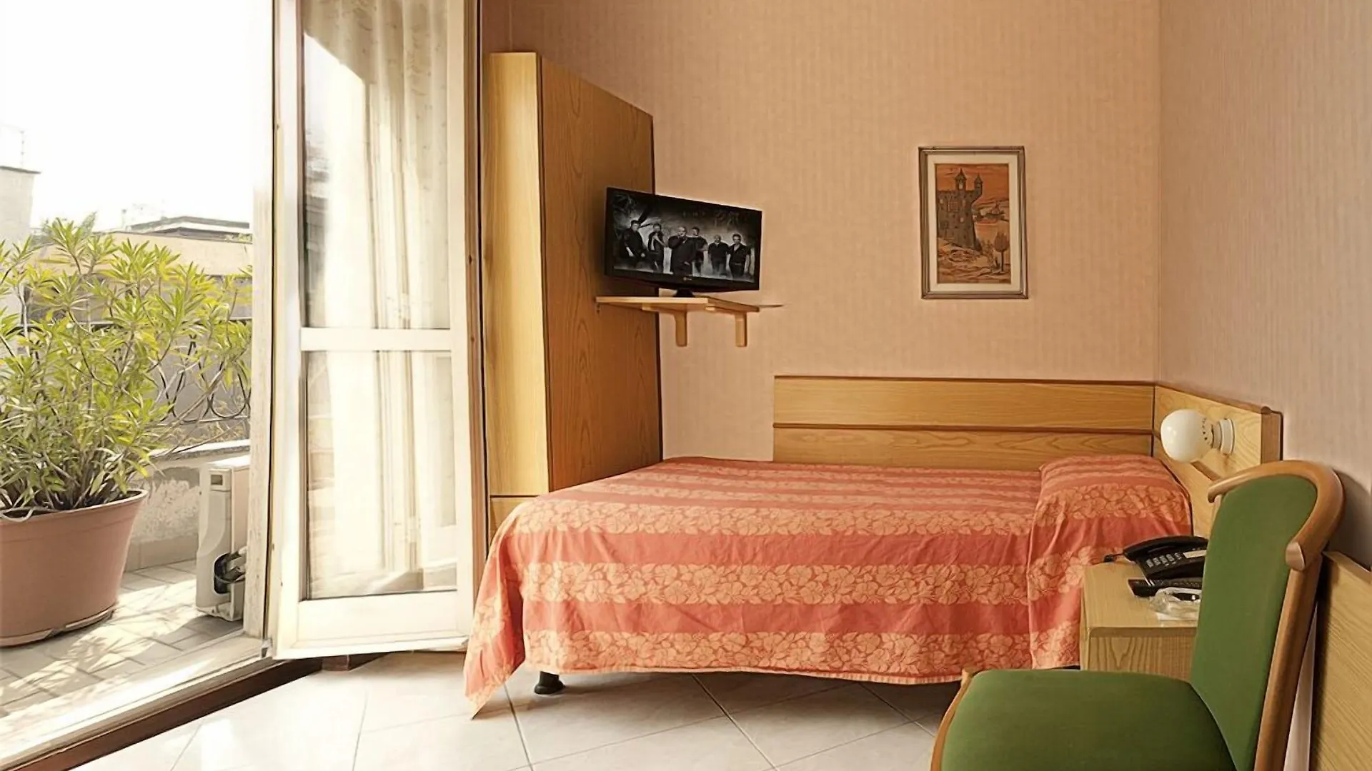 Hotel Citta Studi Милан