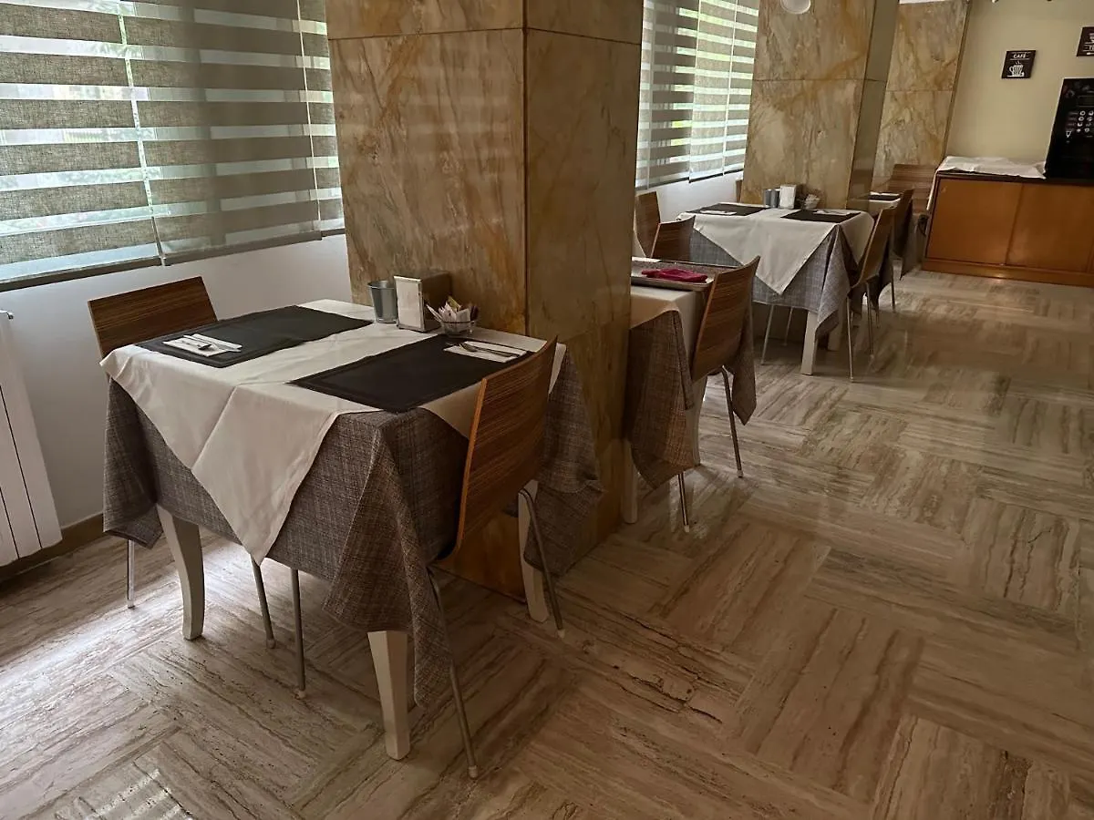 Hotel Citta Studi Милан