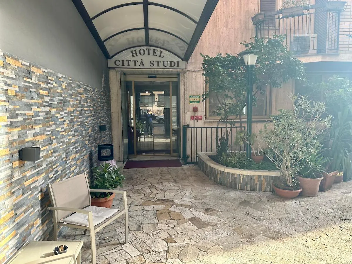 Hotel Citta Studi Милан 3*,  Италия