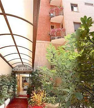Hotel Citta Studi Милан