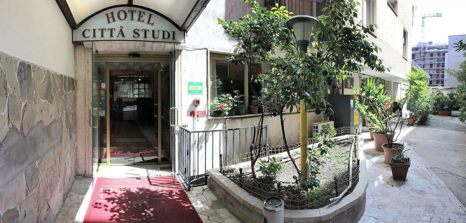 Hotel Citta Studi Милан